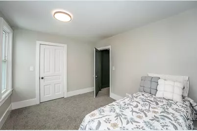32 W Main Avenue, Zeeland, MI 49464 - Photo 20