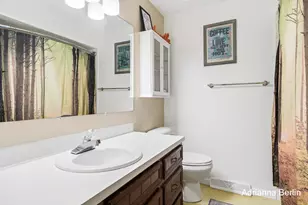 7467 Pine Grove Dr, Jenison, MI 49428 - Photo 10