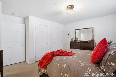 5230 E Sunfield Lane, Holland, MI 49423 - Photo 20