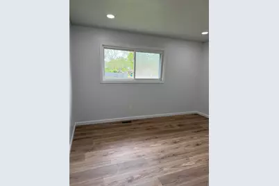 11809 McKinley Drive, Warren, MI 48089 - Photo 6