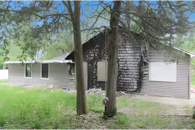 128 W Colfax Street, Hastings, MI 49058 - Photo 2