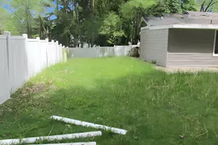 128 W Colfax St, Hastings, MI 49058 - Photo 6