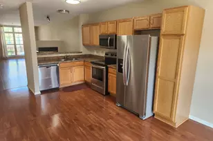 39475 Springwater Dr, Northville, MI 48168 - Photo 6