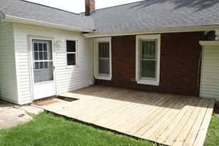 209 Spring St, Three Rivers, MI 49093 - Photo 16