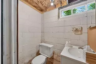 14000 Wales St, Oak Park, MI 48237 - Photo 36