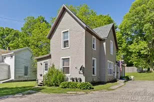 736 N Michigan Ave, Hastings, MI 49058 - Photo 2