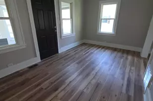 10 Cornwell St, Battle Creek, MI 49014 - Photo 2