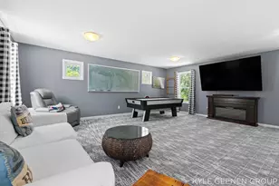 1104 Keystone Rd, Holland, MI 49423 - Photo 10