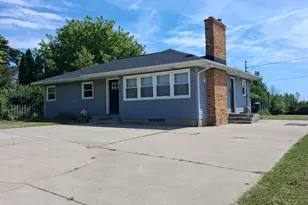 2716 Ridgemoor Dr SE, Grand Rapids, MI 49512 - Photo 2