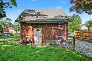 831 Bush St, Jackson, MI 49202 - Photo 22