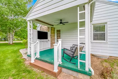 529 East Street, Jonesville, MI 49250 - Photo 16