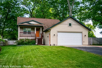 404 3rd Avenue, Holland, MI 49424 - Photo 1