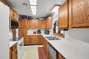 7343 Lakeridge Rd, South Haven, MI 49090 - Photo 8