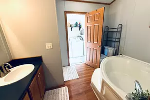 811 N Lavinia St, Ludington, MI 49431 - Photo 46