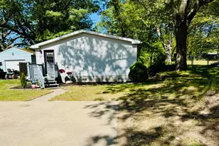 811 N Lavinia St, Ludington, MI 49431 - Photo 50