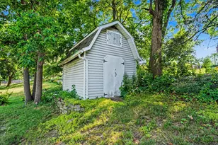 7737 Andrea Ln, Portage, MI 49024 - Photo 36