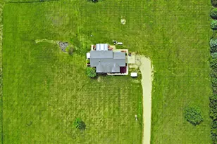 8860 Timber Ln, Charlotte, MI 48813 - Photo 24