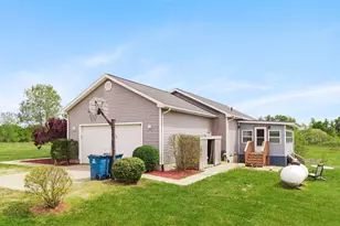 8860 Timber Ln, Charlotte, MI 48813 - Photo 20