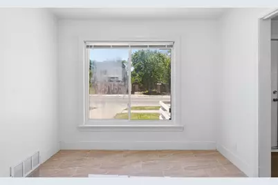 6816 Evergreen Road, Detroit, MI 48228 - Photo 8