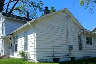 844 Backus St, Jackson, MI 49202 - Photo 2
