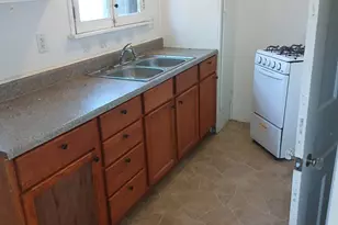 844 Backus St, Jackson, MI 49202 - Photo 4