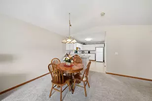 2002 Stillwater Dr, Tecumseh, MI 49286 - Photo 14