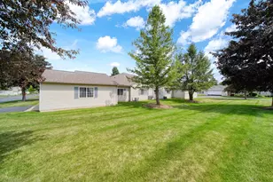 2002 Stillwater Dr, Tecumseh, MI 49286 - Photo 34