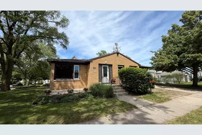 21 S Despelder Street, Grand Haven, MI 49417 - Photo 2