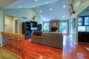 1583 Weymouth St, West Bloomfield, MI 48324 - Photo 6