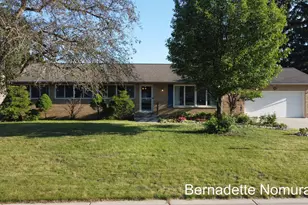 1906 Andrew St SE, Grand Rapids, MI 49508 - Photo 2
