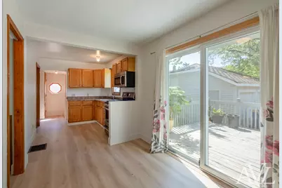 826 Lincoln Avenue NW, Grand Rapids, MI 49504 - Photo 4