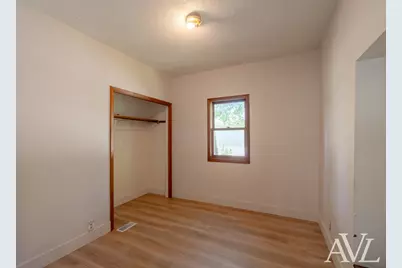 826 Lincoln Avenue NW, Grand Rapids, MI 49504 - Photo 12