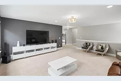 6147 Birchcrest Lane, Commerce Township, MI 48382 - Photo 16