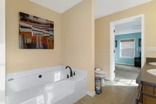317 Monroe St, South Haven, MI 49090 - Photo 40