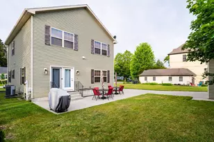 317 Monroe St, South Haven, MI 49090 - Photo 50