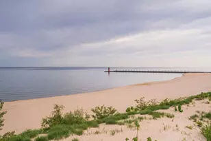 317 Monroe St, South Haven, MI 49090 - Photo 6
