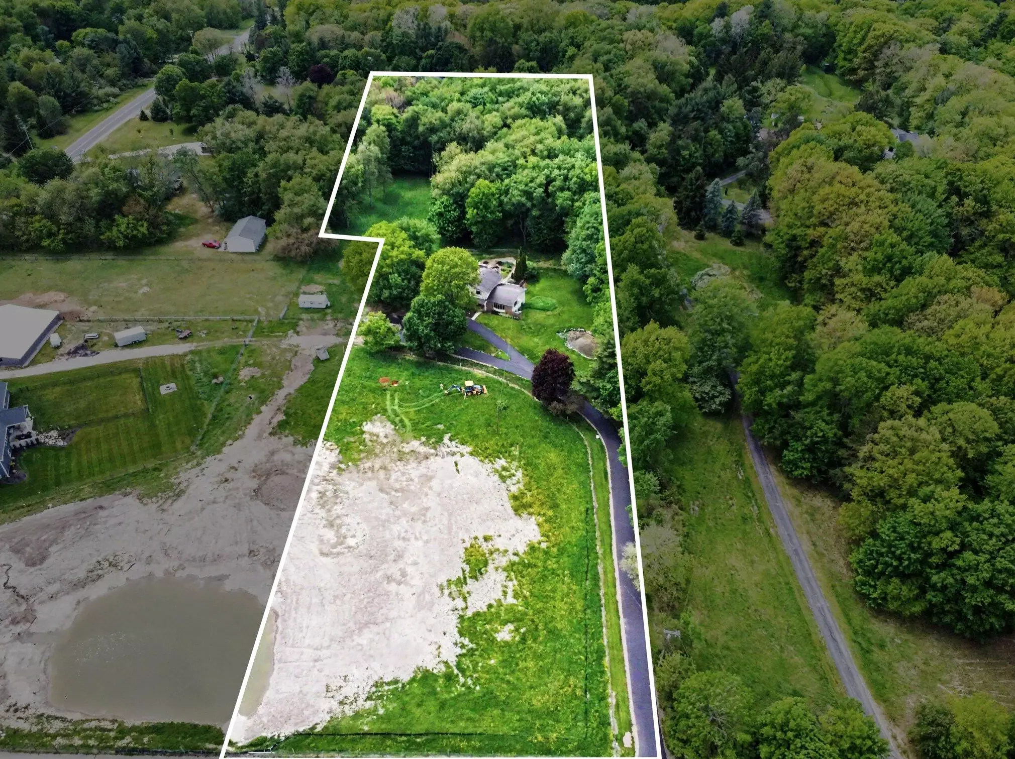 5269 Kenowa Ave SW, Grandville, MI 49418 - MLS 26026355 - Coldwell