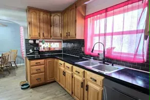 105 S Prospect St, Saint Johns, MI 48879 - Photo 12