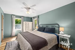 805 Rosewood Ave SE, East Grand Rapids, MI 49506 - Photo 10