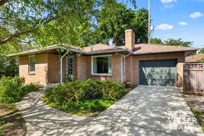 805 Rosewood Avenue SE, East Grand Rapids, MI 49506 - Photo 1
