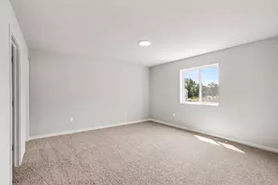 2070 Kristin Ct, Muskegon, MI 49442 - Photo 14