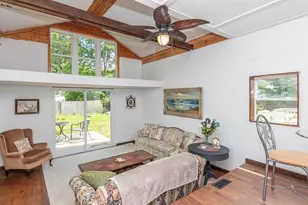 514 N Kalamazoo St, Paw Paw, MI 49079 - Photo 6