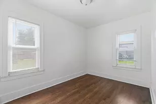 153 Clinton St, Wyandotte, MI 48192 - Photo 16