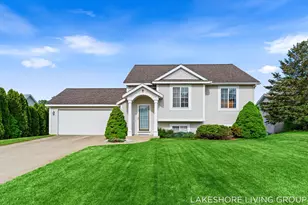 3769 Pine Meadow Dr, Holland, MI 49424 - Photo 1