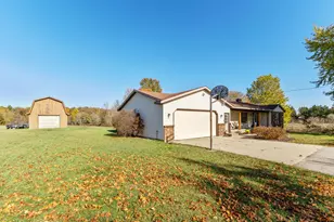 2565 142nd Ave, Dorr, MI 49323 - Photo 6