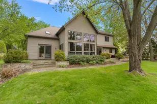 2110 Wooded Way, Stevensville, MI 49127 - Photo 4