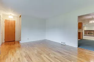 7535 Yorktown Rd, Lansing, MI 48917 - Photo 16