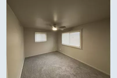 31807 Tuscola Court, Westland, MI 48186 - Photo 8