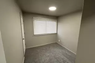 31807 Tuscola Ct, Westland, MI 48186 - Photo 6