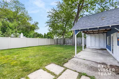 725 Gladstone Drive SE, East Grand Rapids, MI 49506 - Photo 28